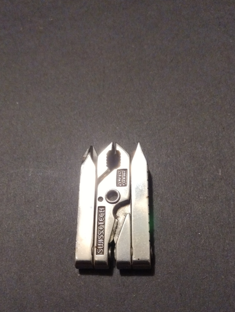 Swiss Tech 6-in-1 Compact  Pocket Multi-Tool Key Holder
